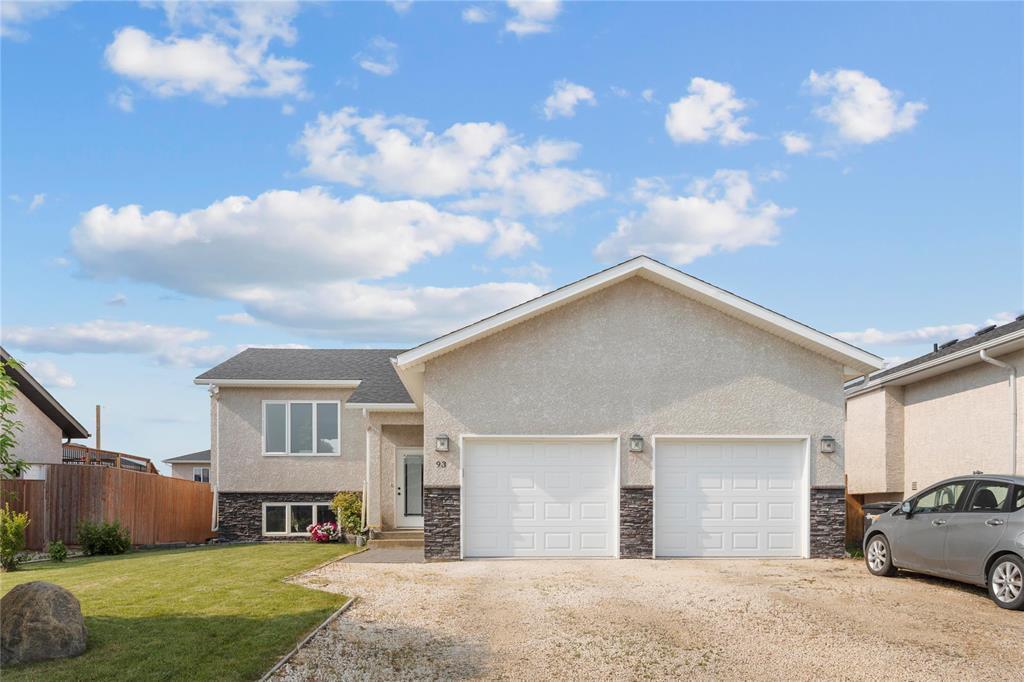Property Photo: 93 Rockridge Drive MB R0A 0C0