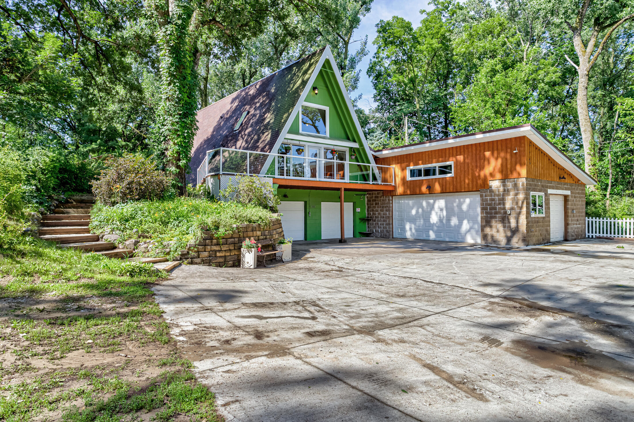 532 W Riverside Road  Ames IA 50010 photo