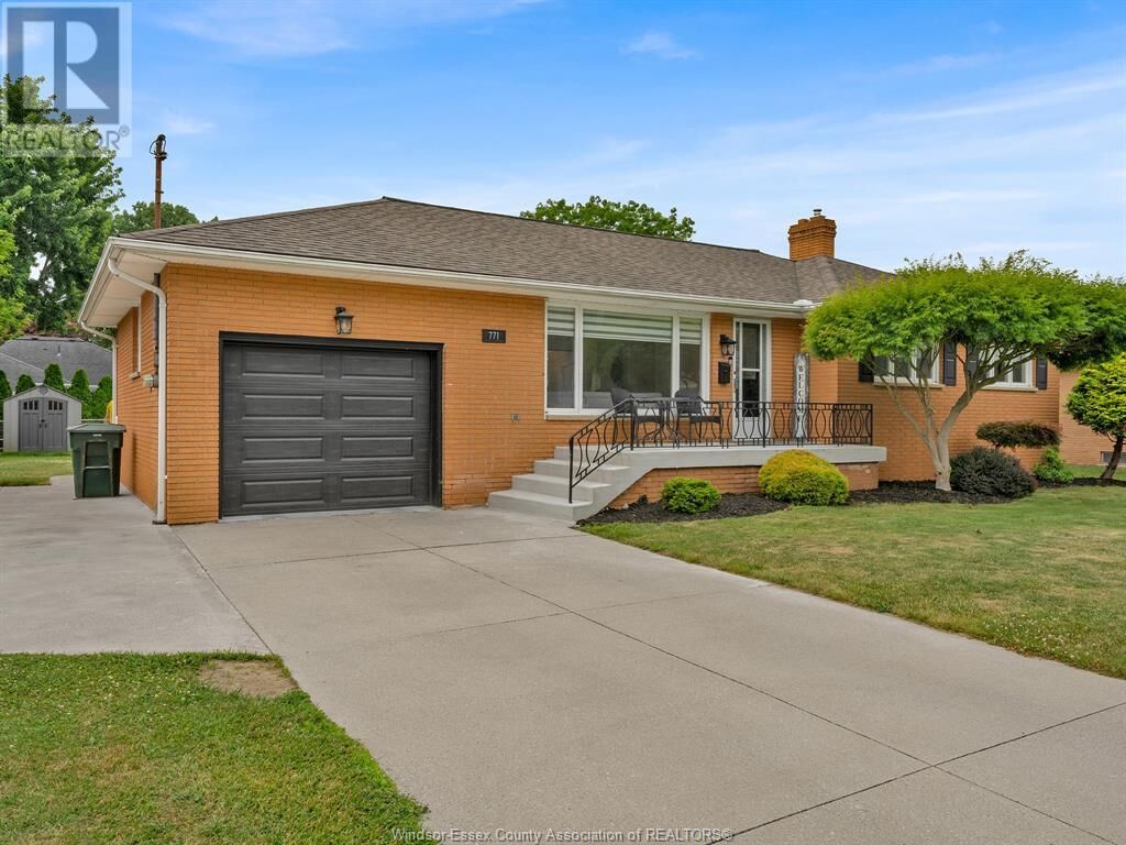 Photo de la propriété: 771 Wallace Avenue ON N9G 1M2