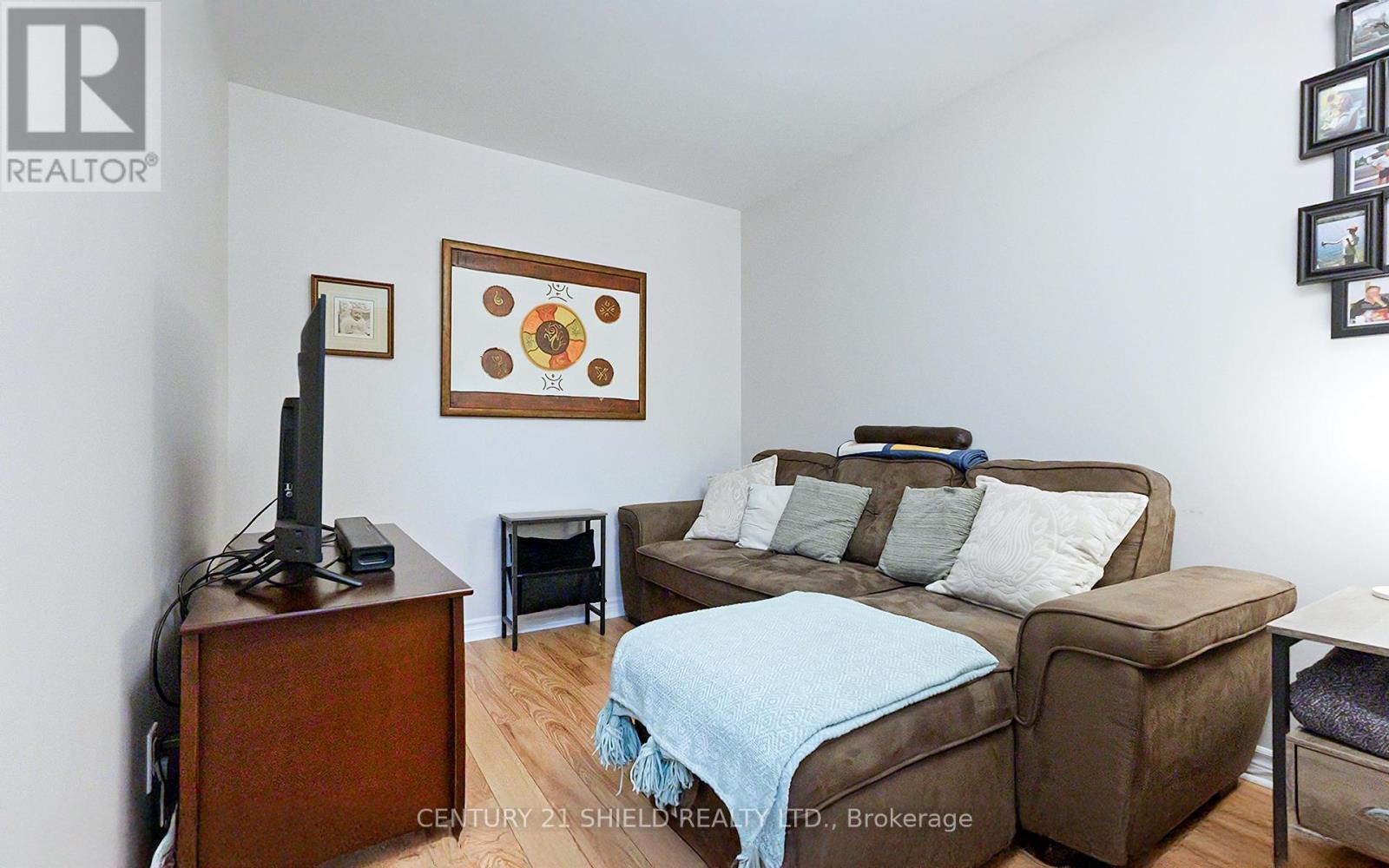 Property Photo: 710 Cotton Mill Street 510 ON K6H 7L3