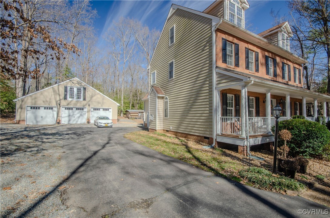 Property Photo: 5190 Danes Run VA 23111