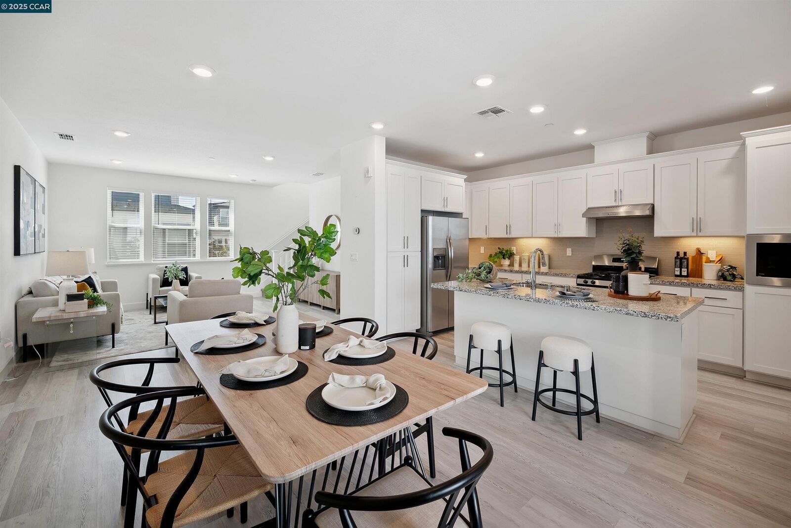 Property Photo: 92 Zenith Cmn CA 94539