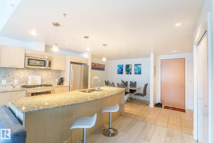 Property Photo:  2510 109 Street NW 304  AB T6J 2X1 