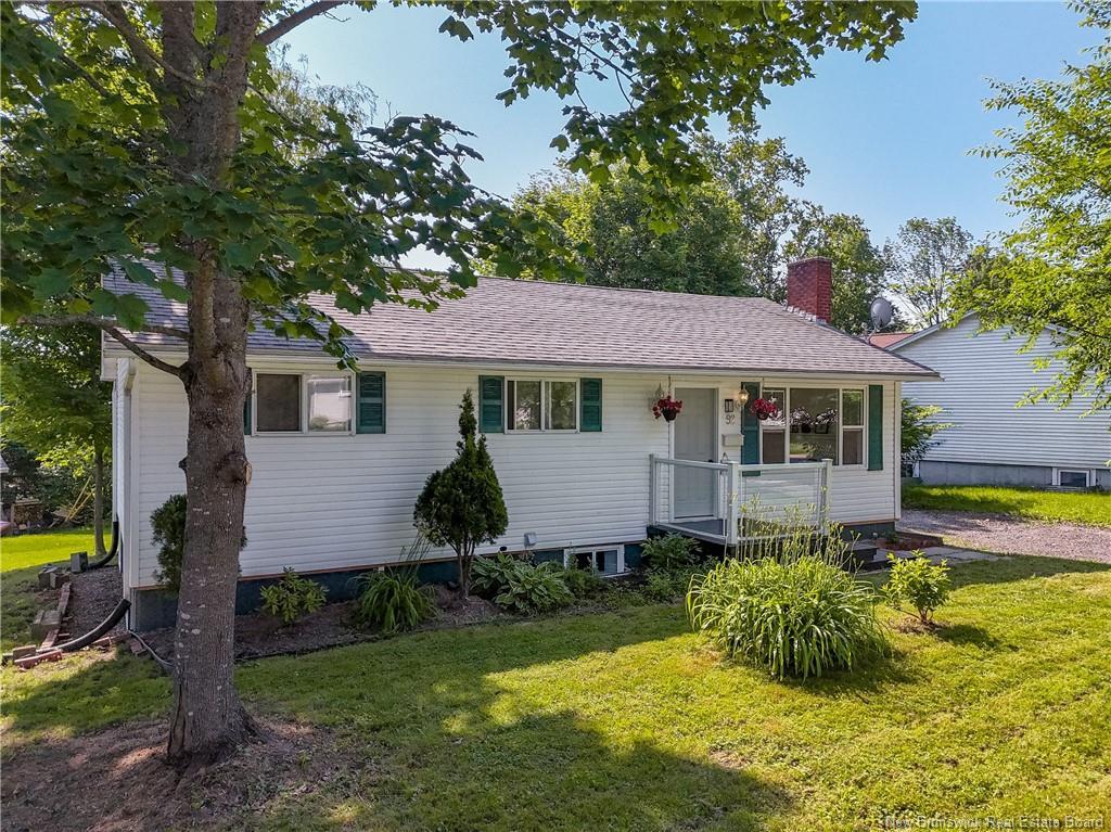 Property Photo: 92 Coventry Crescent NB E3B 4P5