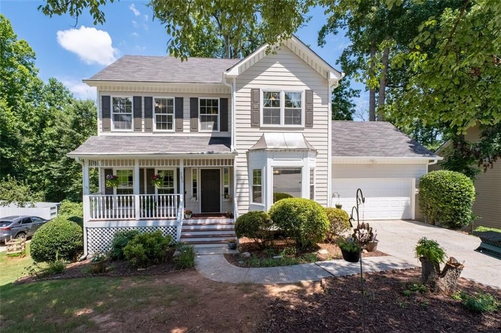 Property Photo: 385 Oak Springs Drive GA 30043