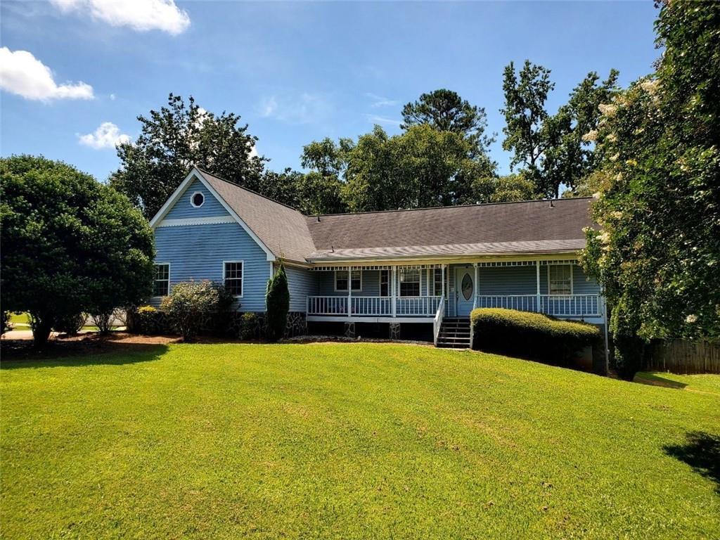 Property Photo: 503 Horseshoe Circle GA 30281