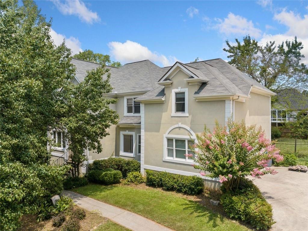 Property Photo: 925 Brandon Ridge Drive GA 30075