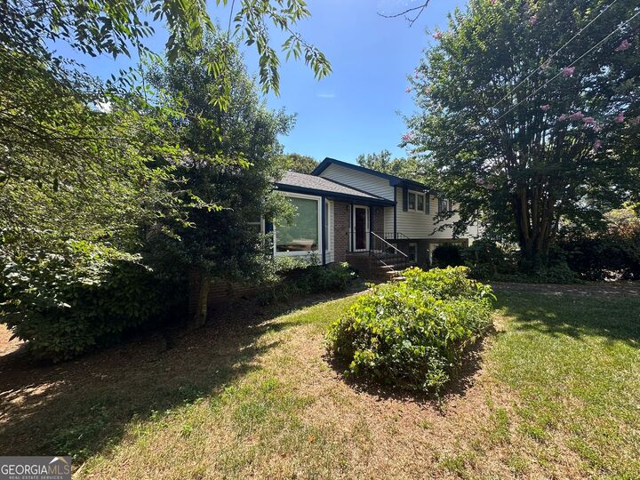 Property Photo: 672 Dorsey Drive GA 30047