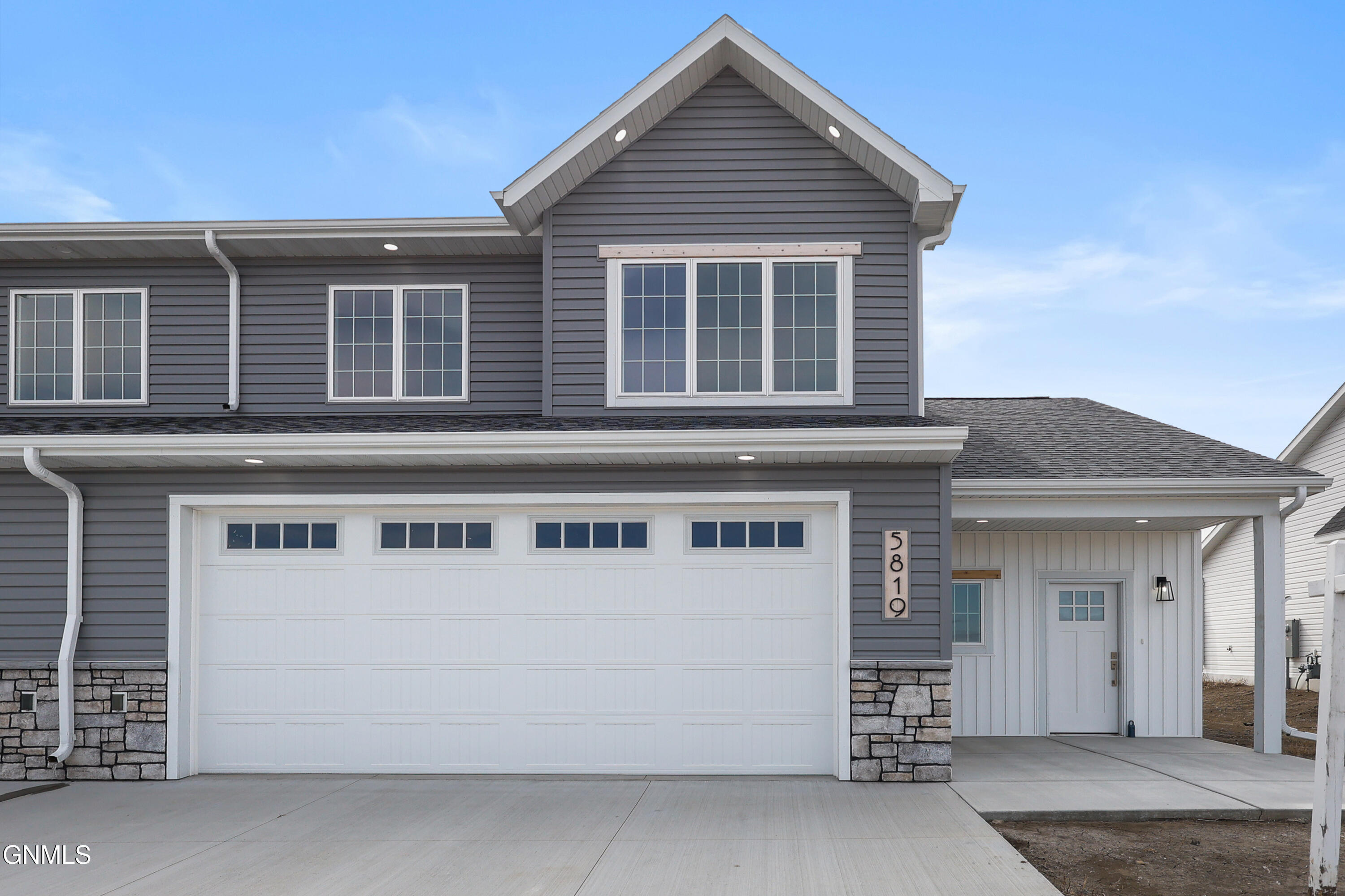 Property Photo: 5819 Davies Drive ND 58503