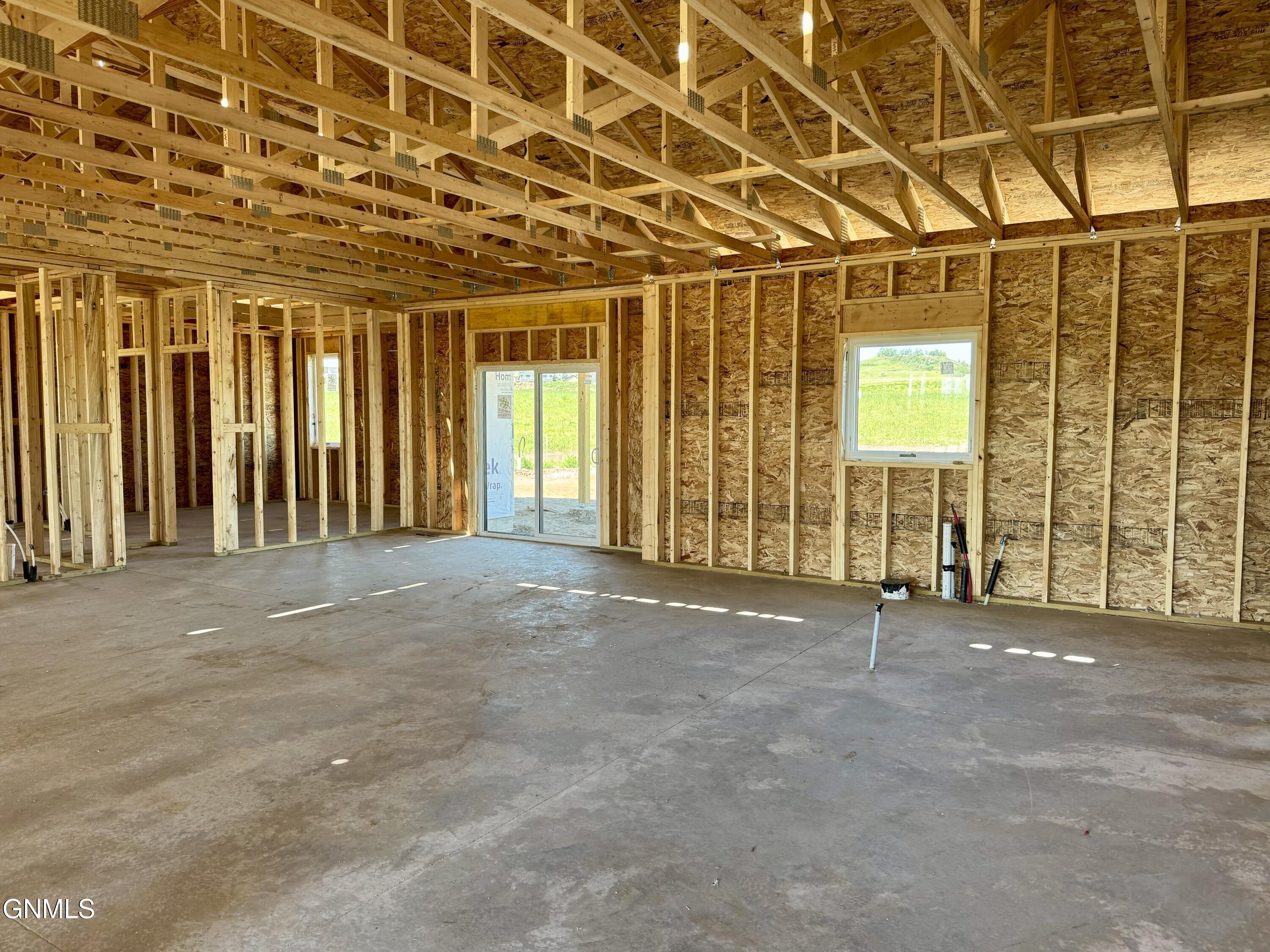 Property Photo: 3607 Silver Leaf Avenue ND 58554