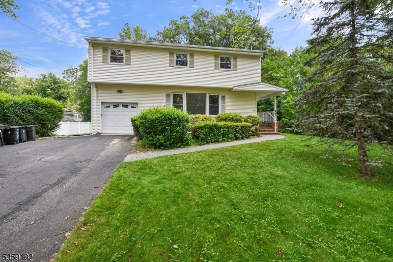 Property Photo: 50 Briarwood Dr NJ 07922