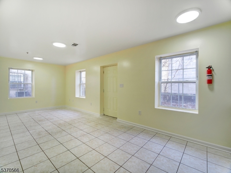 Property Photo: 13 Lisa Ct NJ 07112