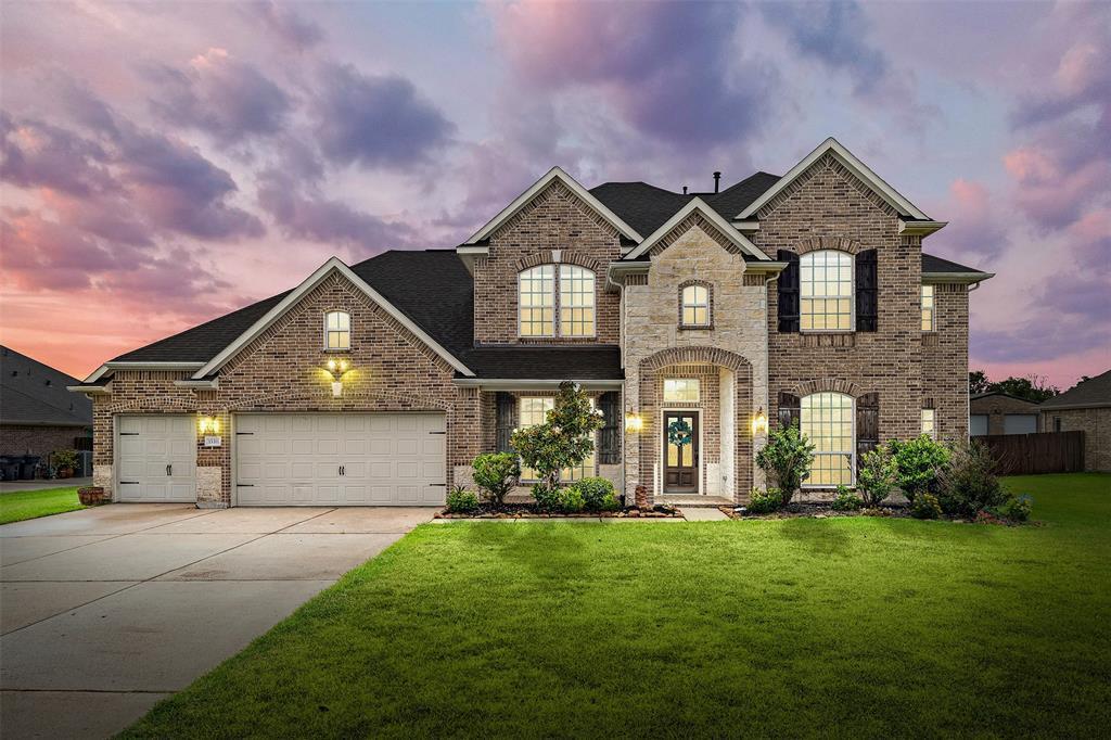 Property Photo: 15311 Icet Creek Avenue TX 77523