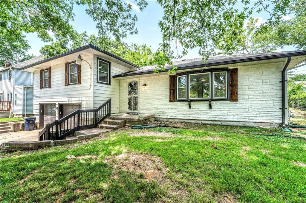 1480 E 76th Terrace  Kansas City MO 64131 photo