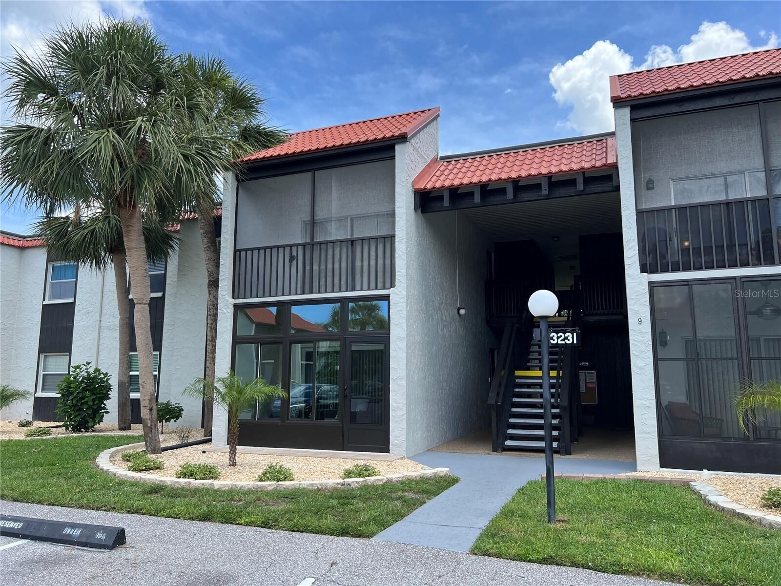 Property Photo: 3231 Beneva Road 202 FL 34232