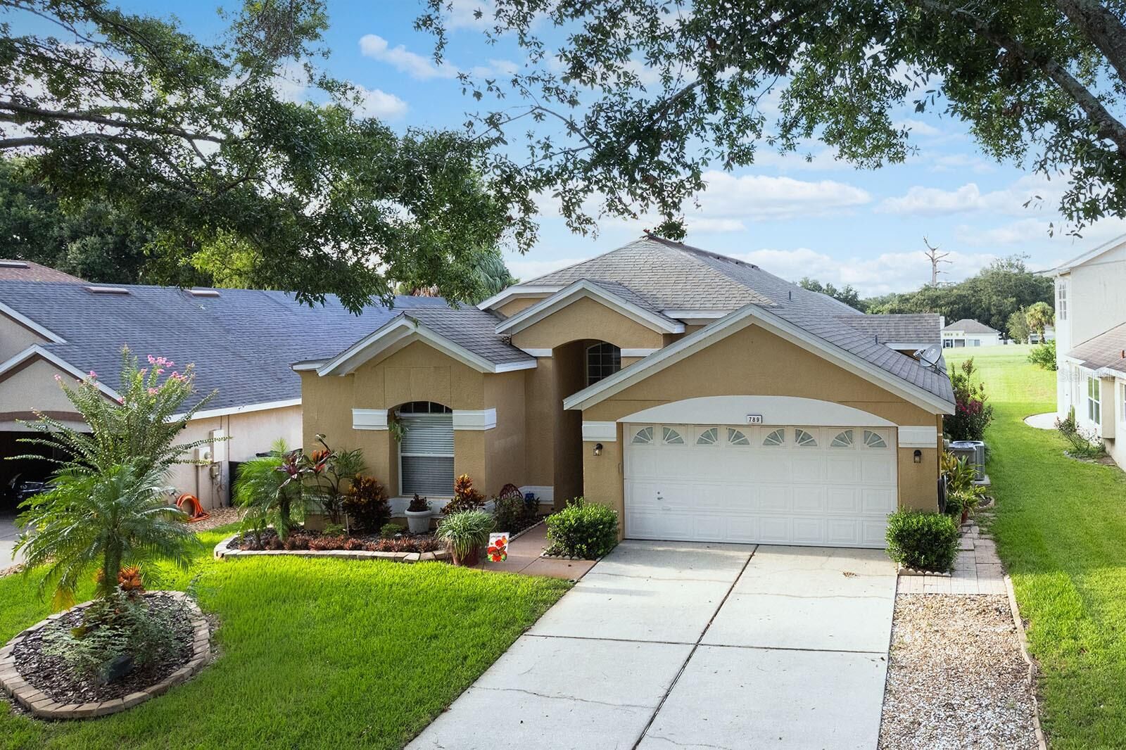 Property Photo: 789 White Ivey Court FL 32712
