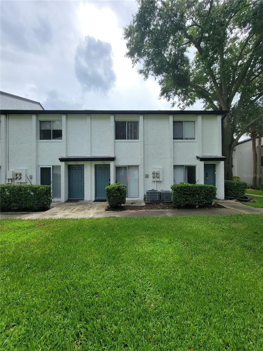 Property Photo:  4215 S Semoran Boulevard 3  FL 32822 
