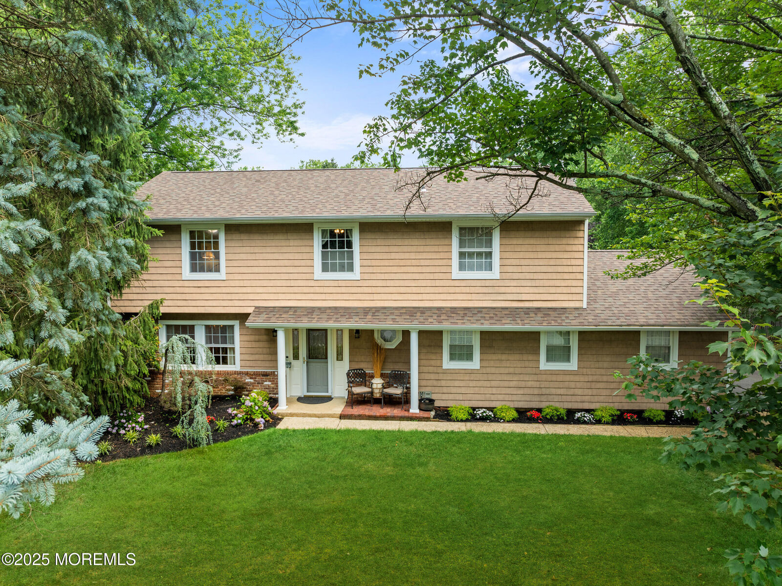 Property Photo:  7 Turnberry Drive  NJ 07738 