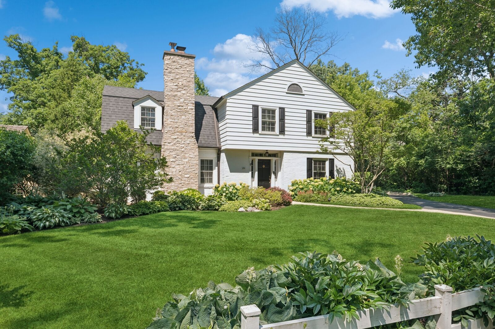 Property Photo: 251 Ravine Forest Drive IL 60044