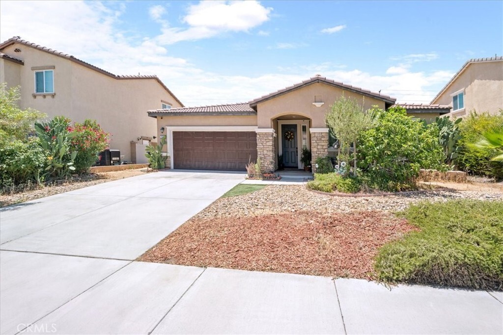 Property Photo: 26947 Mountaingate Street CA 92585