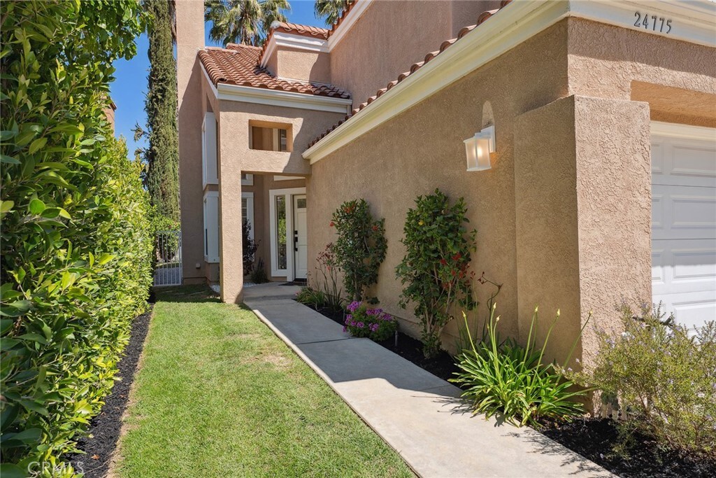 Property Photo: 24775 Calle Serranona CA 91302