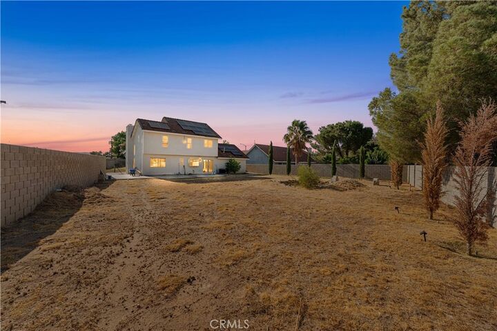 Property Photo: 37338 Salem Court CA 93550