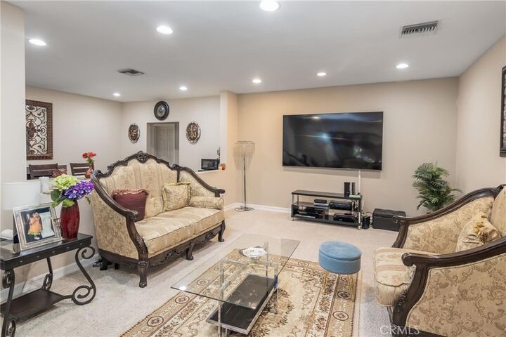 Property Photo:  18948 Lassen Street  CA 91324 