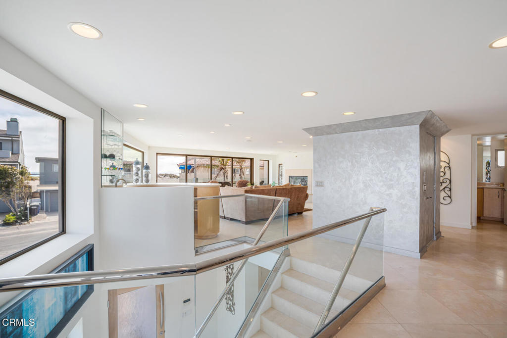 Property Photo:  3300 Ocean Drive  CA 93035 