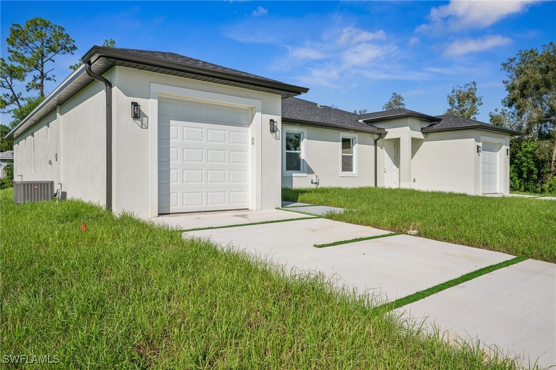 2401-2403 Quentin Avenue S  Lehigh Acres FL 33973 photo