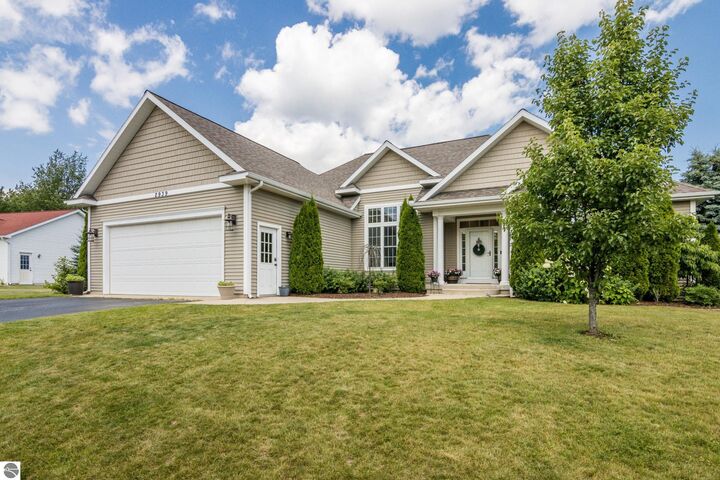 Property Photo:  2939 Ridge Trail Drive  MI 49684 