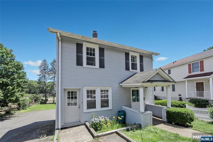 981 Valley Road  Clifton NJ 07013 photo