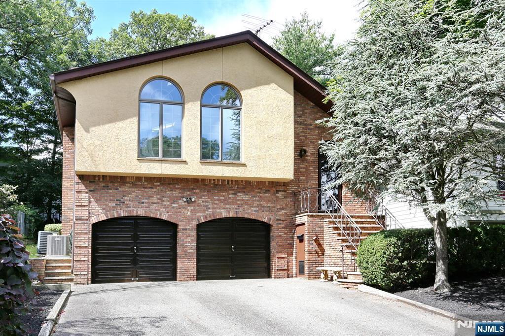 38 Irving Avenue  Englewood Cliffs NJ 07632 photo