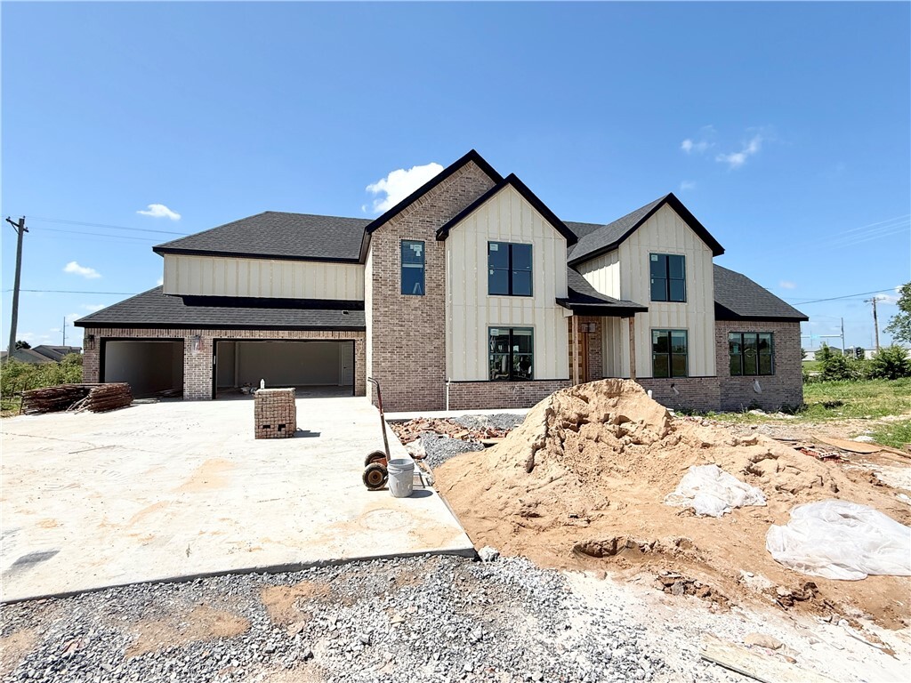 Property Photo: 100 Collins Way AR 72719