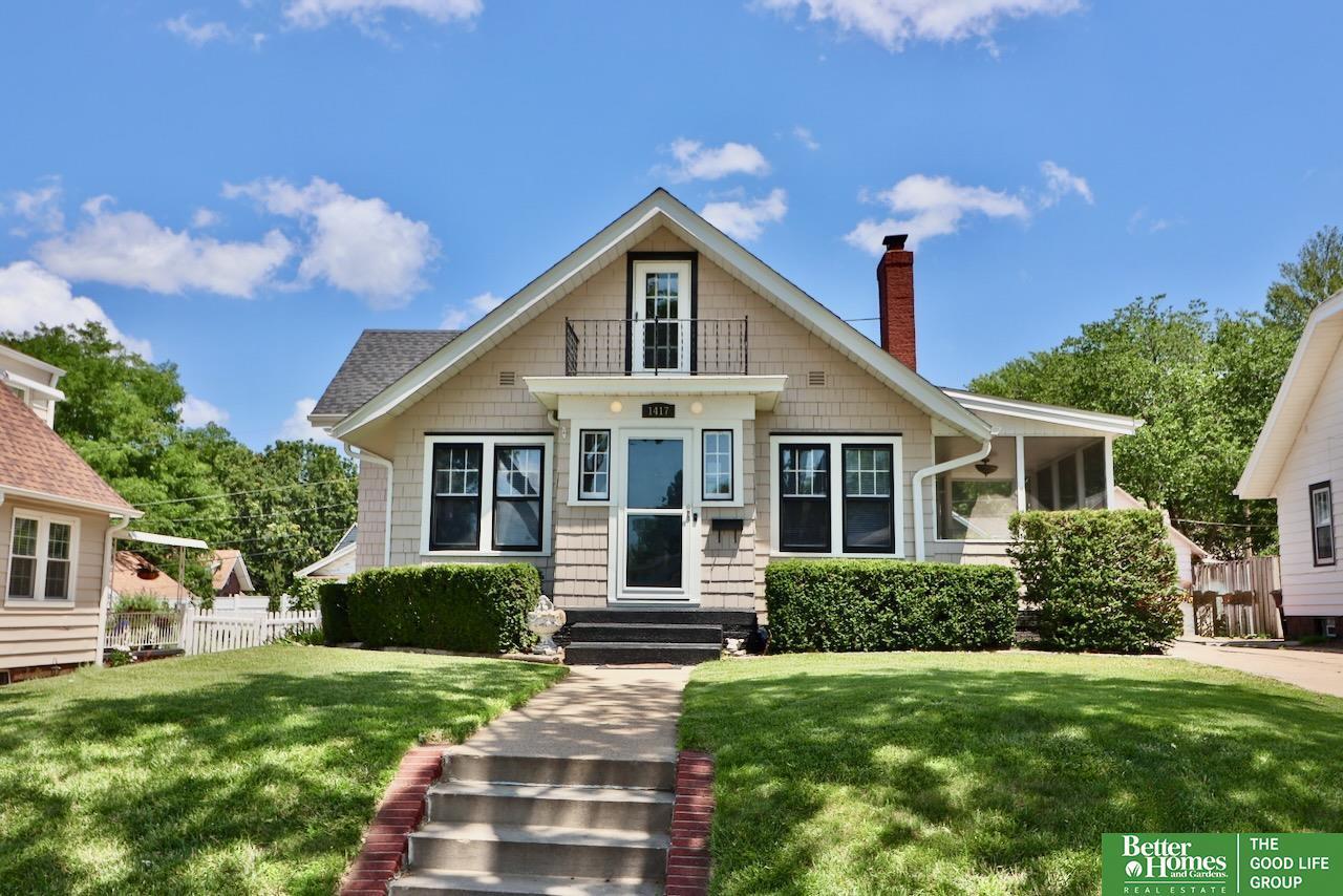 Property Photo: 1417 S 46th Avenue NE 68106