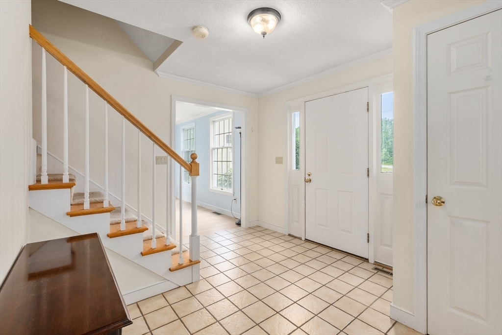 Property Photo:  5 Autumn Lane  MA 01720 