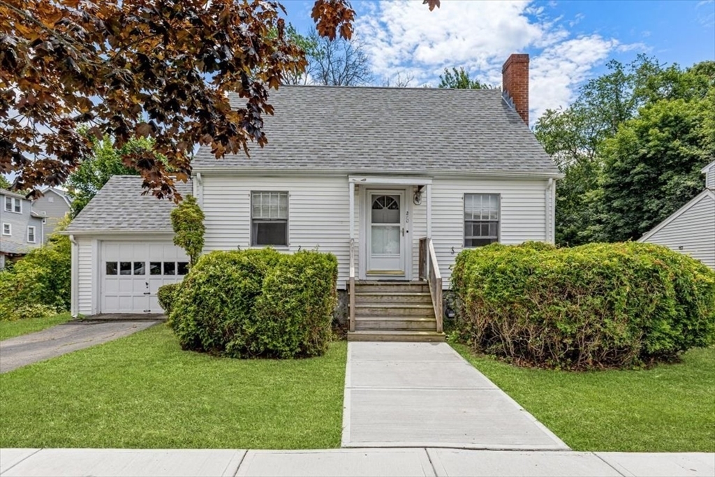 270 Wilson Ave  Quincy MA 02170 photo