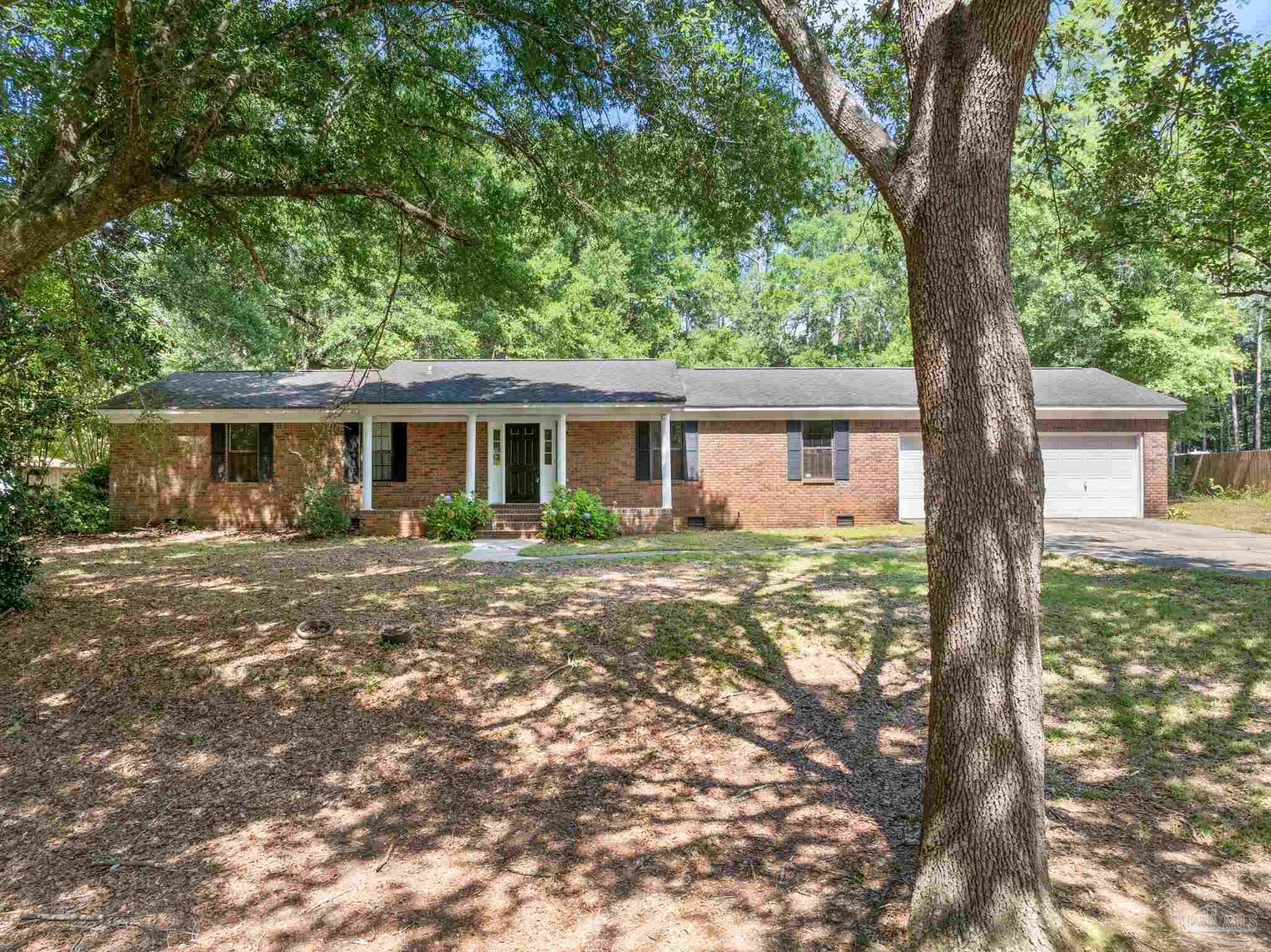 Property Photo:  5325 Crystal Creek Dr  FL 32571 