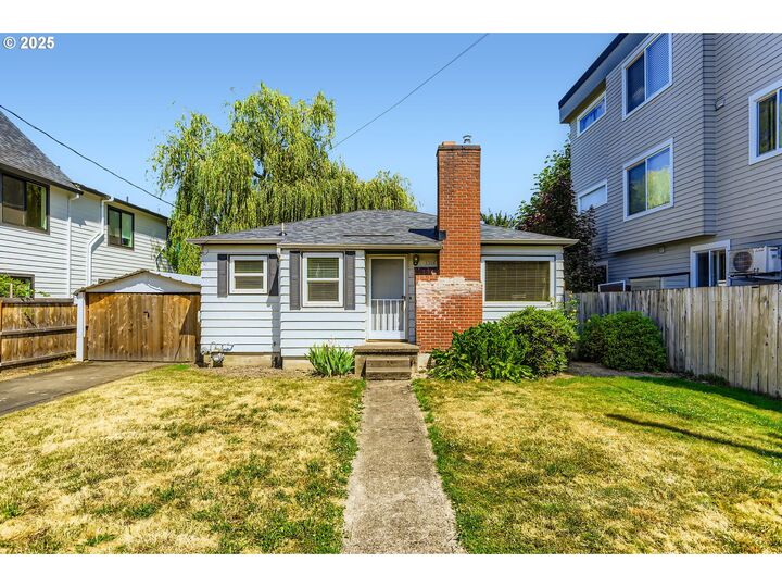 5326 SE 18th Ave  Portland OR 97202 photo