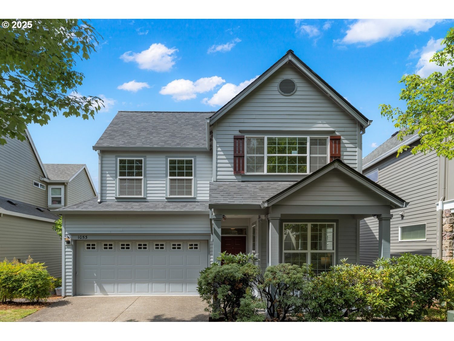 Property Photo: 1053 SE Tamora Ave OR 97123