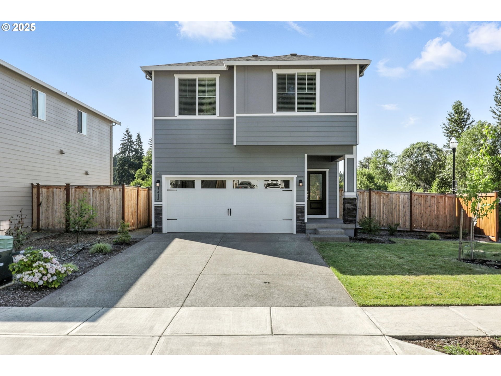 Property Photo: 3412 NE 120th Cir WA 98686