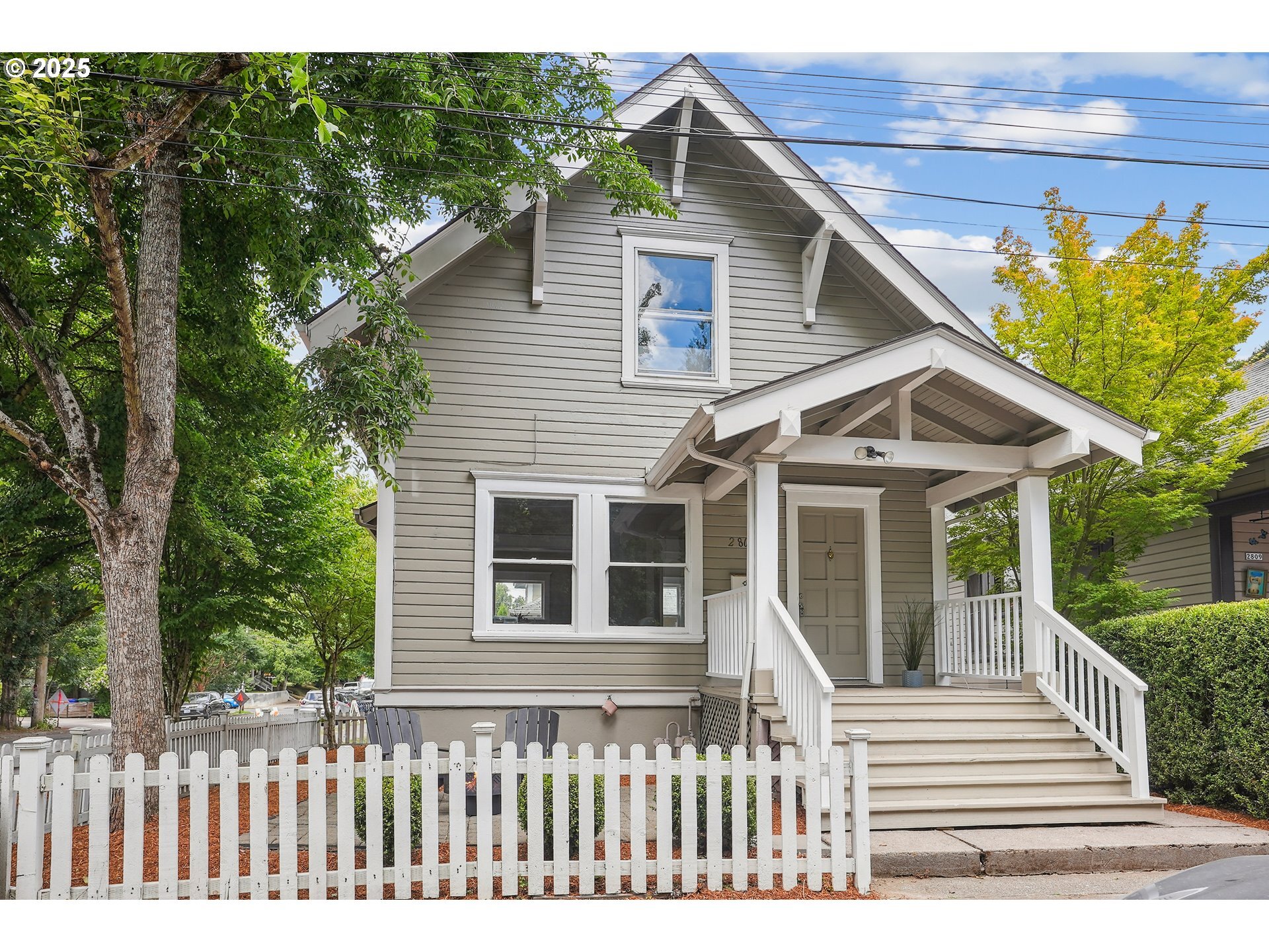 Property Photo: 2805 SE Oak St OR 97214