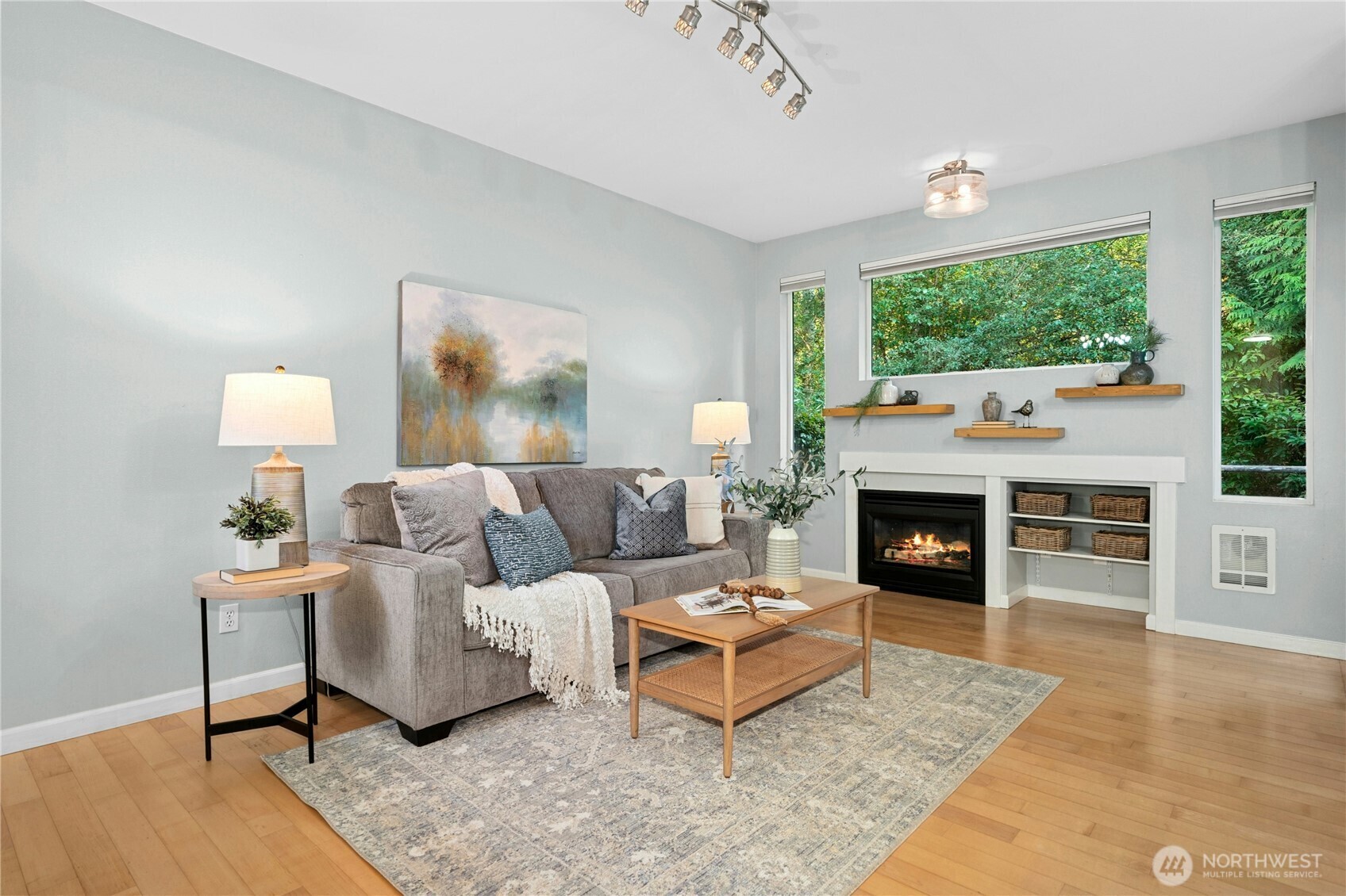 Property Photo: 15150 140th Way SE K103 WA 98058