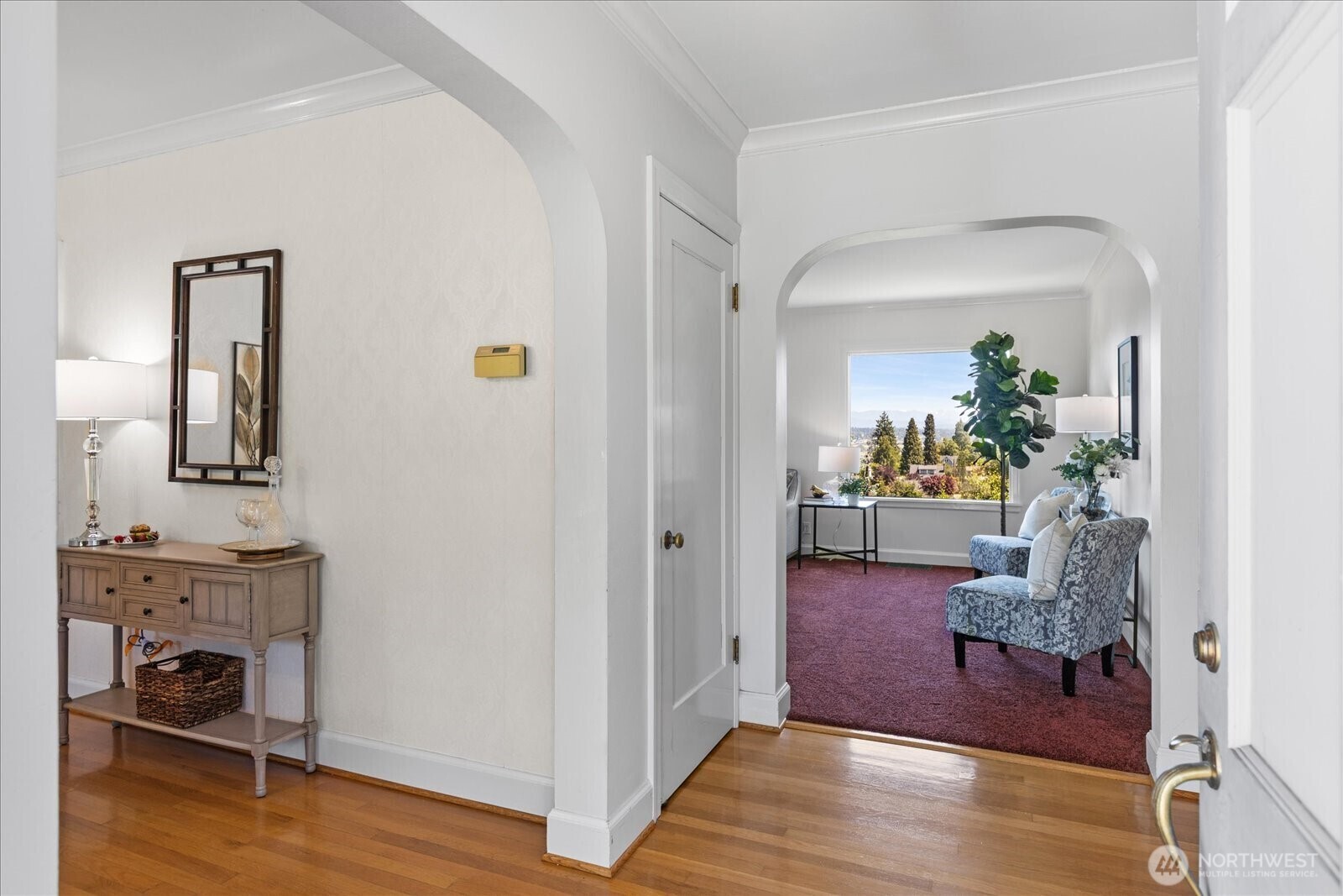 Property Photo: 3523 Federal Avenue WA 98201