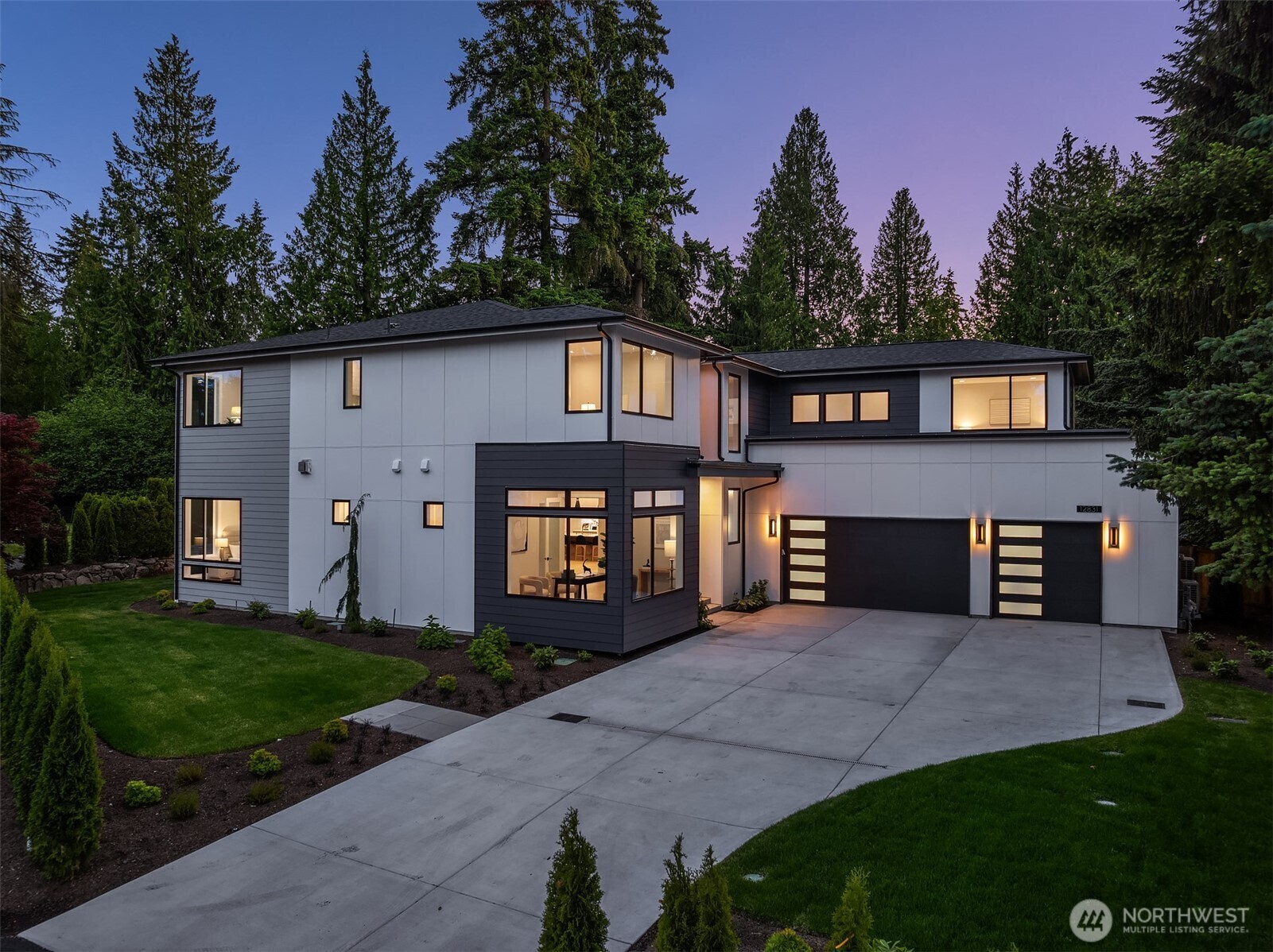 Property Photo: 12831 NE 80th Street WA 98033