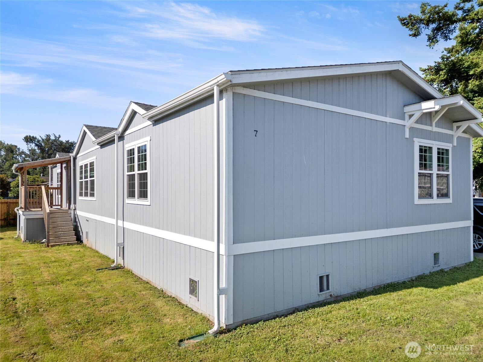 Property Photo: 307 8th Street 7 WA 98294