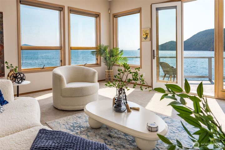 Property Photo: 2401 Skyline Way 203E WA 98221