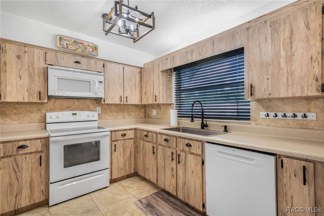 Property Photo:  4674 S Silver Fox Terrace  FL 34452 