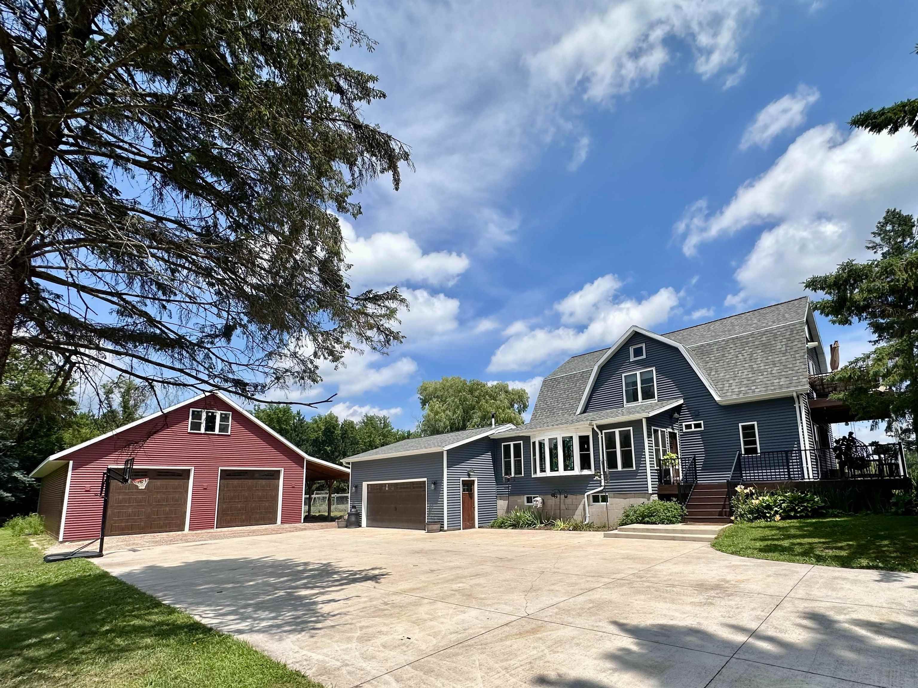 Property Photo: E7754 Puuri Road WI 54940