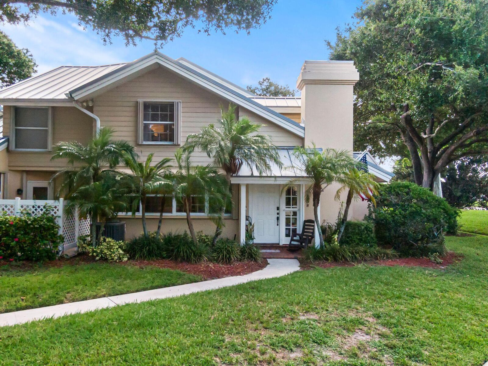Property Photo: 1202 Copley Court FL 33436