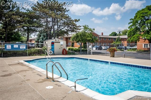 Property Photo:  801 Plate Street 201  MI 48307 